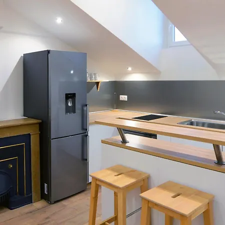 Διαμέρισμα Very Cosy And Quiet One Bedroom Flat In Part Dieu